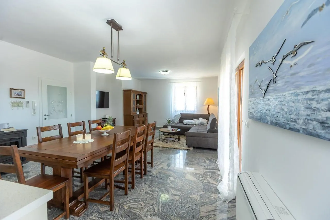 Vila Velebit Maslenica 0*,  Kroatien